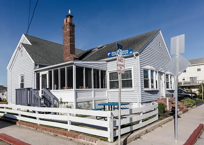 Holiday home Family House With Bayview Walk To The & Boardwalk *